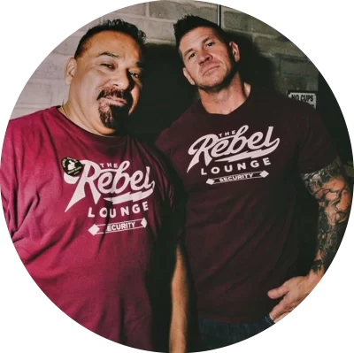 Rebel Lounge - logo tees maroon - circle