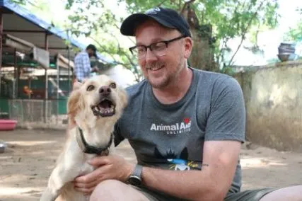 Dan volunteering in India at Animal Aid Unlimited